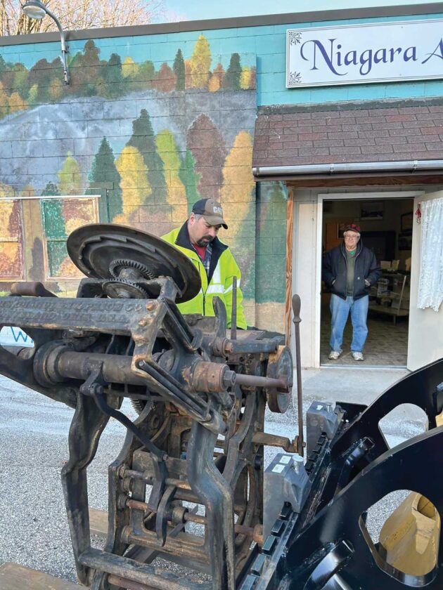 Niagara museum adds 1909 printing press News, Sports, Jobs The Daily News